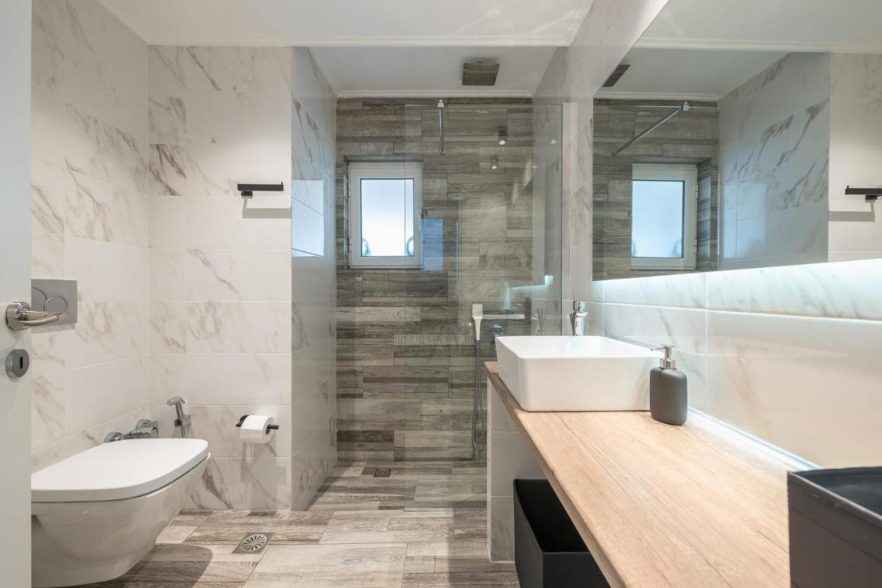 Апартаменти Petralona Stylish Penthouse Афіни Екстер'єр фото