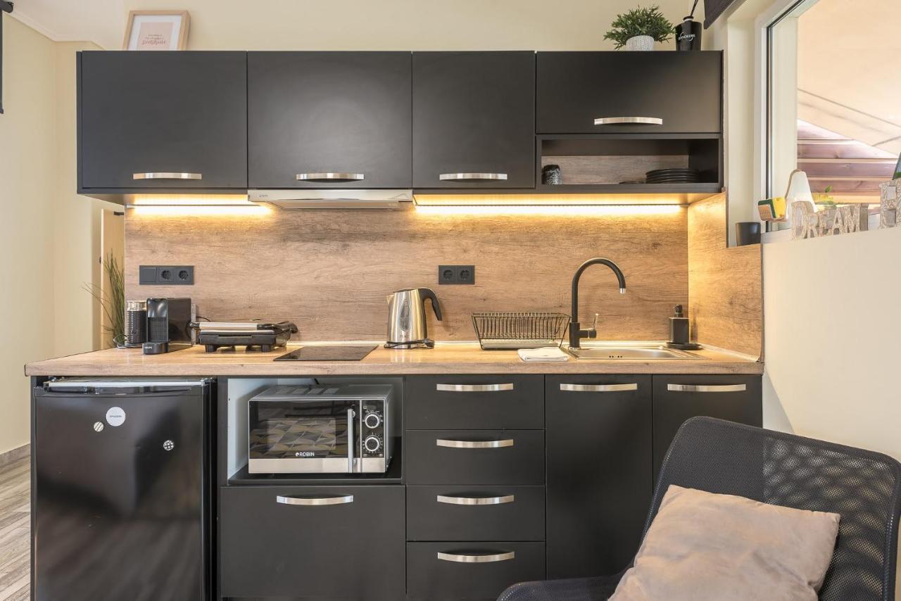 Апартаменти Petralona Stylish Penthouse Афіни Екстер'єр фото