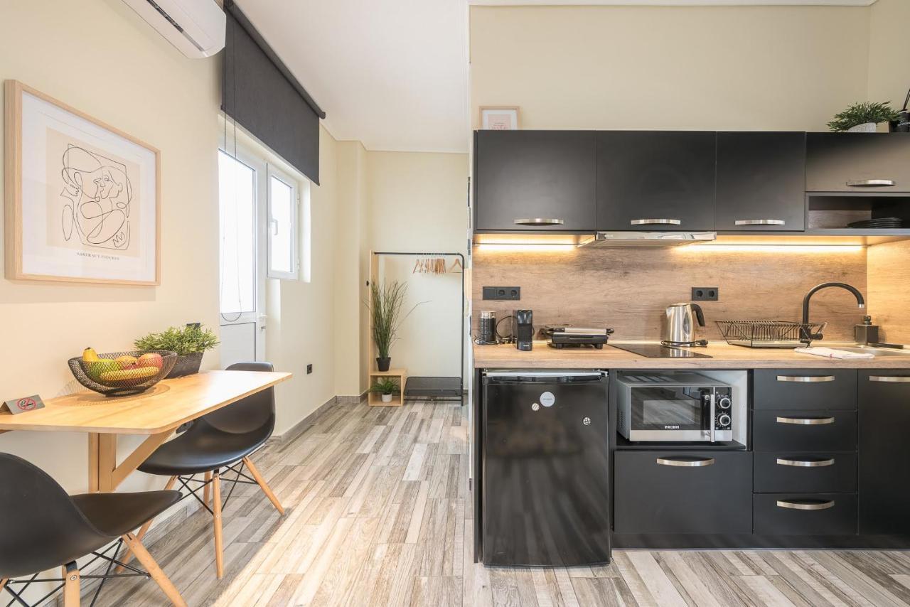 Апартаменти Petralona Stylish Penthouse Афіни Екстер'єр фото